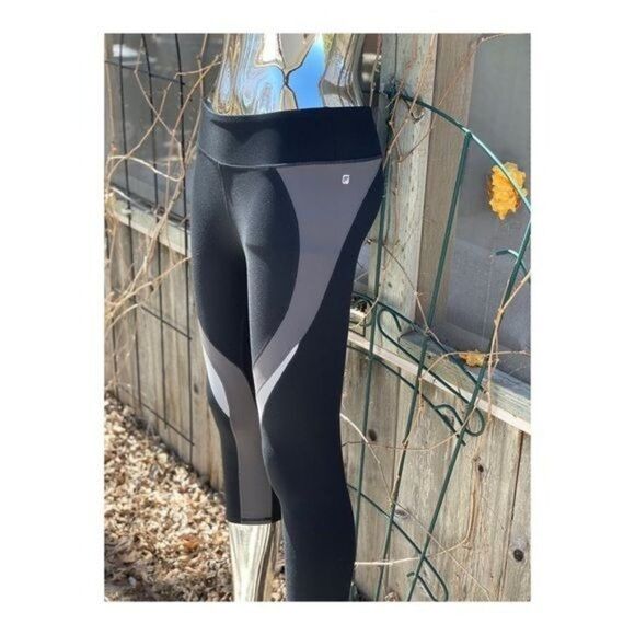 Fabletics Cropped Leggings Athleisure Activewear Sz M - Picture 5 of 6